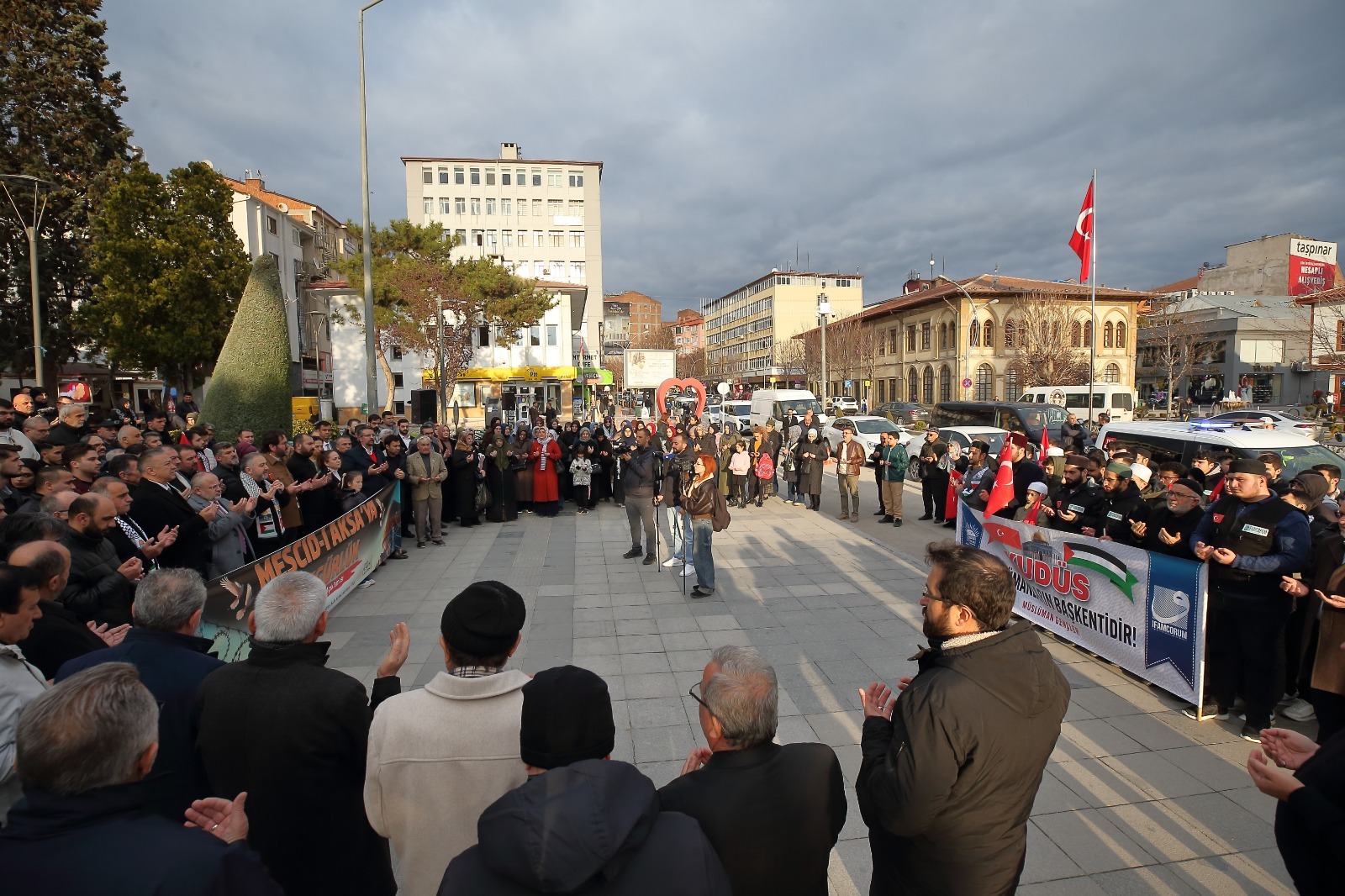 ÇORUM’DAN DÜNYAYA GAZZE ÇAĞRISI: “SESSİZ KALMAYIN!”